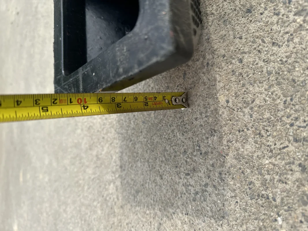 183cm Dotted Rubber Wheel Stopper