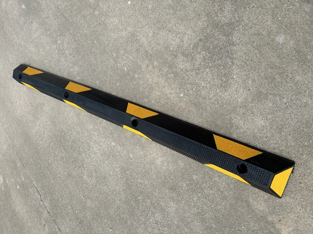 183cm Dotted Rubber Wheel Stopper