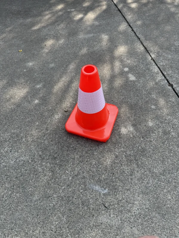 30Cmpvc Traffic Cone 3